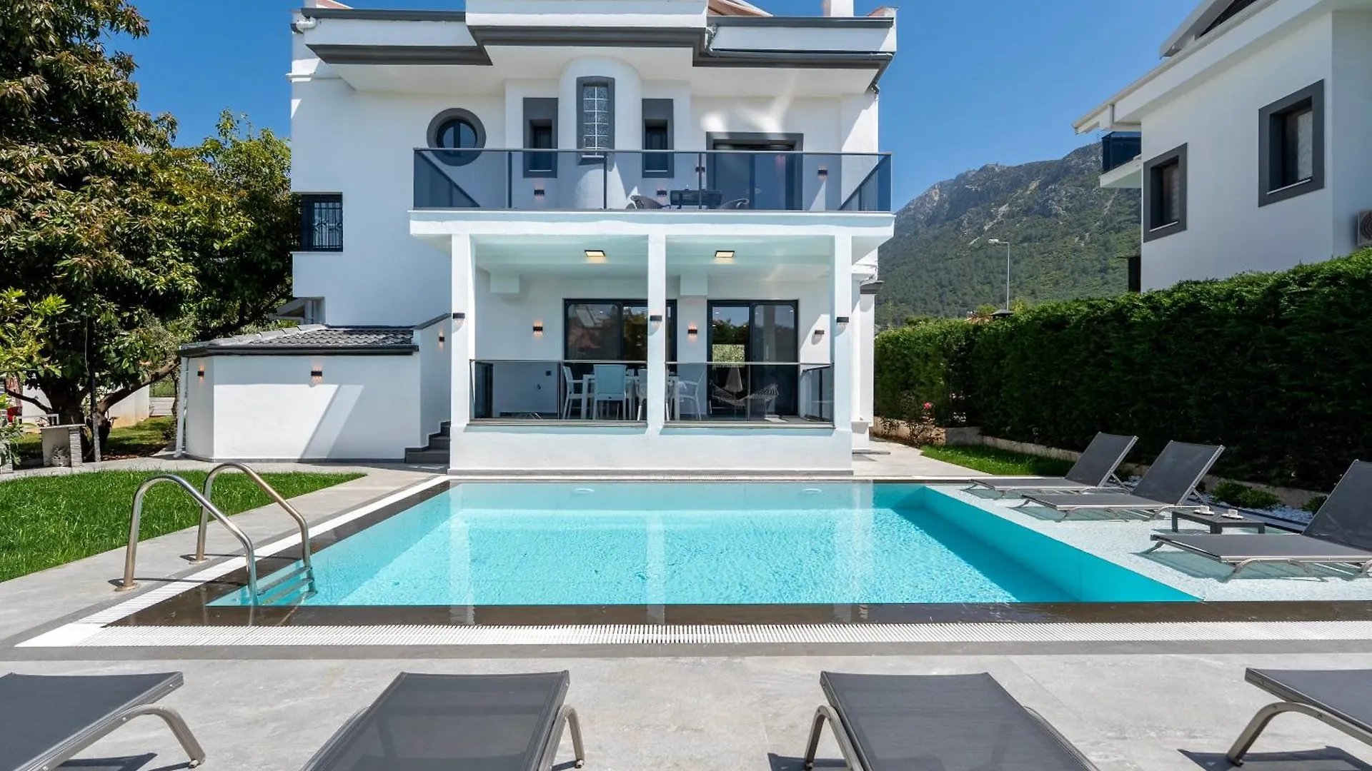 Luxury Villa In The Center Of Hisaronu Fethiye